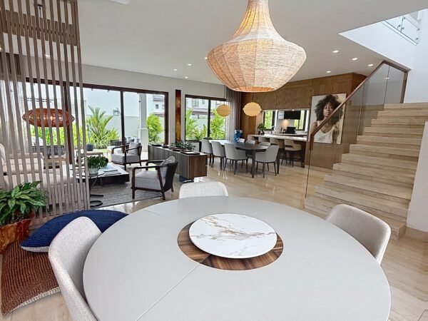 Modern Realty Co